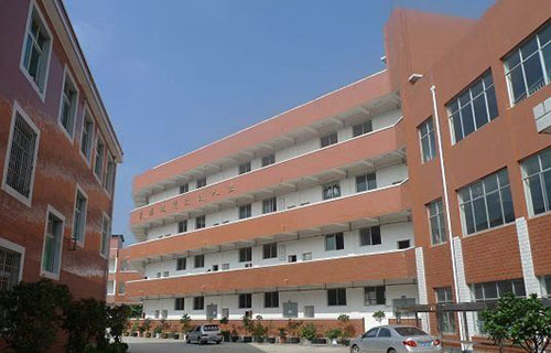 四川省宜宾市工业职业技术学校