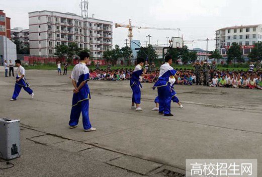 四川慧明中等专业学校