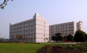 四川矿产机电技师学院