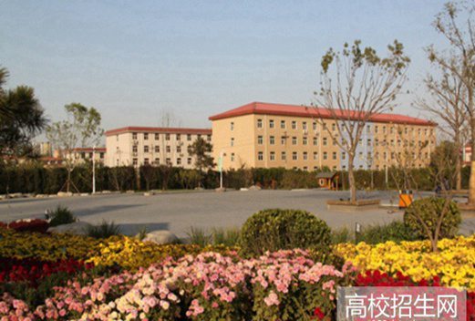 四川省工业贸易学校